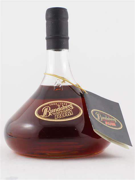 BUNDABERG Vat 100 1888 - 1988 Centenary Rum 40% 750ml Individual Timber Case